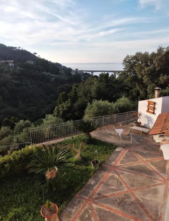Holiday Apartment Villa Camilla เชฟาลู ภายนอก รูปภาพ