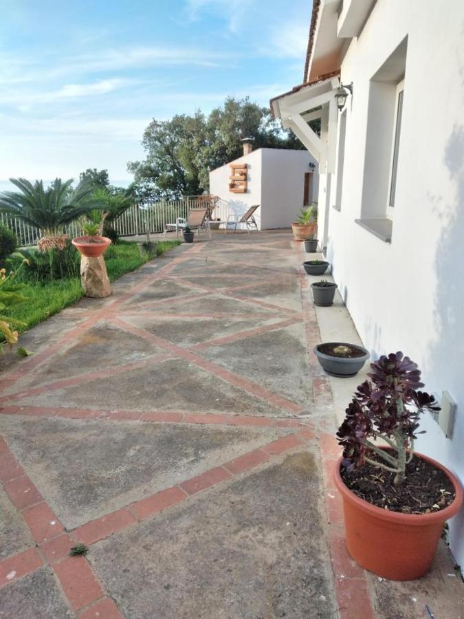 Holiday Apartment Villa Camilla เชฟาลู ภายนอก รูปภาพ